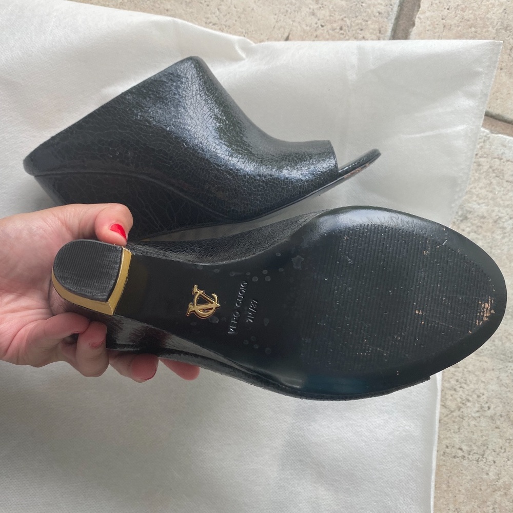 Signature by Vince Camuto Peep-Toe Leather Mules - Picture 3 of 9